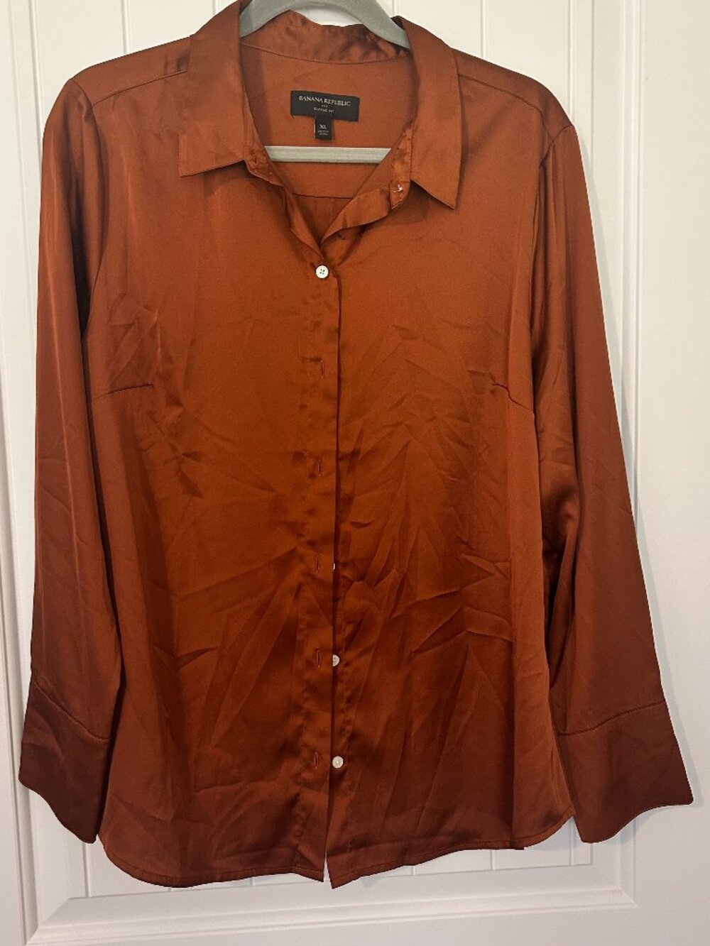 Banana Republic Factory Satin Classic Shirt XL Rust Copper Orange Button Down